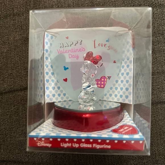 Disney Other - Disney Valentines Day Minnie Mouse Light Up Glass Figurine on Mirror Stand